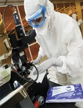 KIMTECH PURE 06070 Lingettes nettoyantes imbibées d'alcool 10 paquets de 40 lingettes4.webp