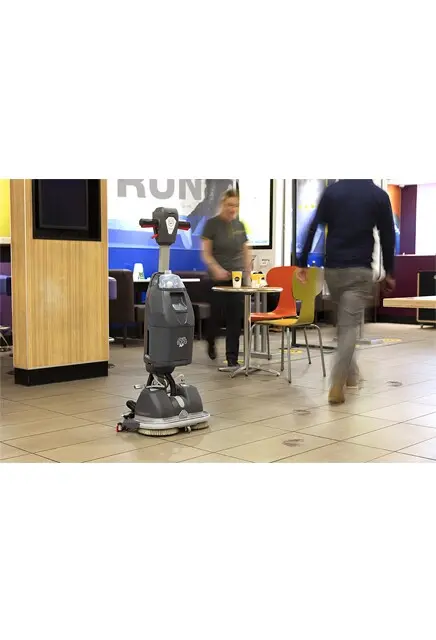 244NX micro autolaveuse à batterie avec 2 polybrosses11.webp