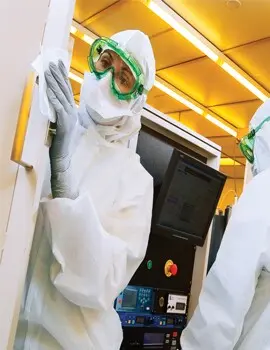 KIMTECH W4 Essuie-tout pour tâches critiques, 5 x 100 feuilles5.webp