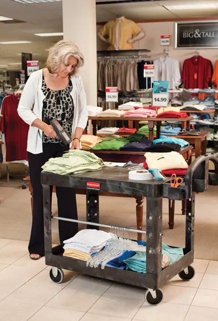 Chariot utilitaire à 2 tablettes plate 19 x 38 Rubbermaid 4505 1.webp