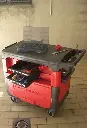 Chariot de travail avec compartiments de rangement Rubbermaid 6180 2.webp