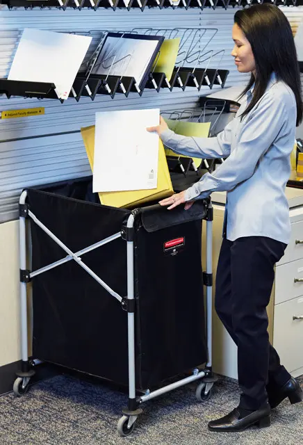 Petit Chariot rétractable latéral à linge, Executive Series X-Cart 4.webp