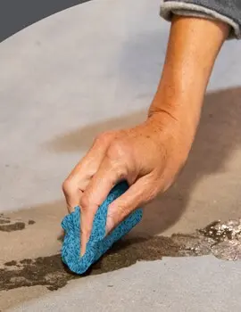 Wypall Essuie-tout pour l'huile, la graisse et l'encre 2.webp