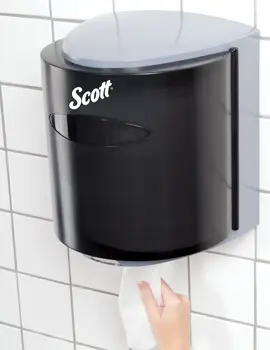 01032 SCOTT Essuie-mains débit par le centre blanc, 6 x 700 feuilles3.webp