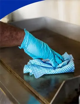 Wypall Critical Clean Chiffons de restauration pliés en quatre 2.webp