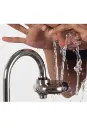 Douche oculaire montée sur robinet Axion eyePOD 1.webp