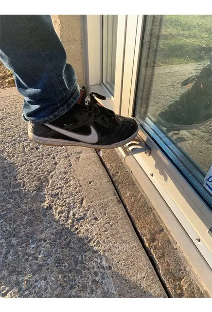 Ouvre porte sans contact en acier inoxydable 4.webp