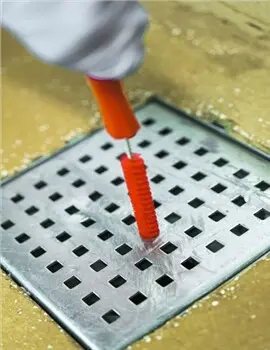 Brosse à tube torsadée pour service alimentaire 3.webp