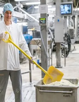 Pelle en plastique ergonomique 10 avec manche de 50 2.webp