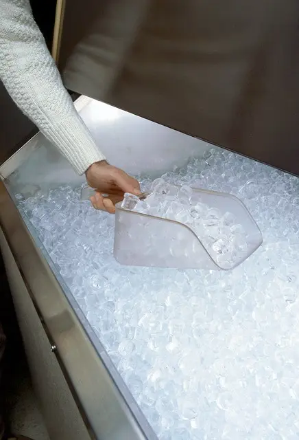 Pelle à usages multiples Bouncer 7.webp