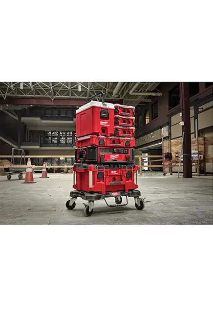 Glacière compacte Packout MILWAUKEE 6.webp