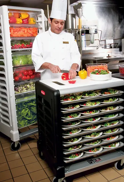 Chariot noir pour plateaux alimentaires 2.webp