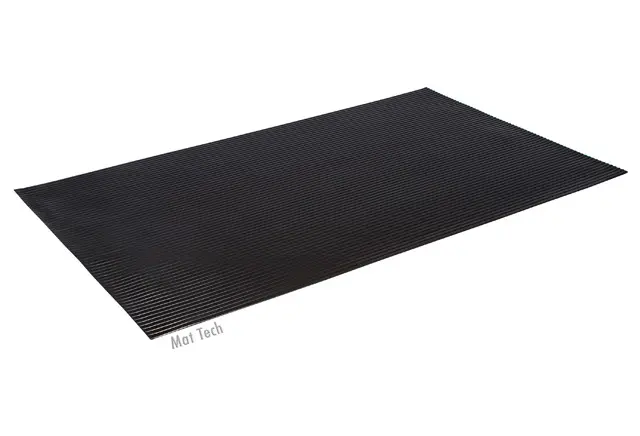 Tapis protège-plancher Wide Rib Rubber2.webp