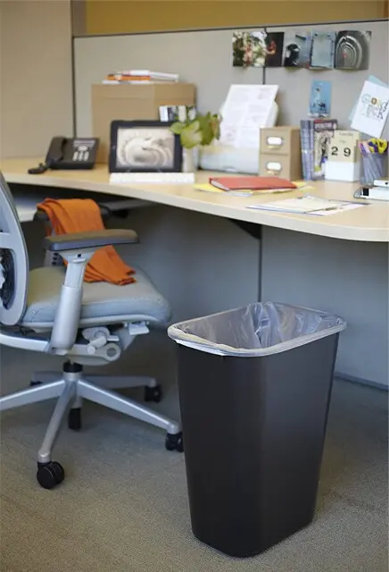 2957 Poubelles de bureau 10 gal bureau.webp